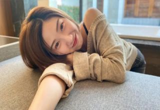 Đời còn gì vui hơn khi được đụ em gái xinh như hot girl Li Er